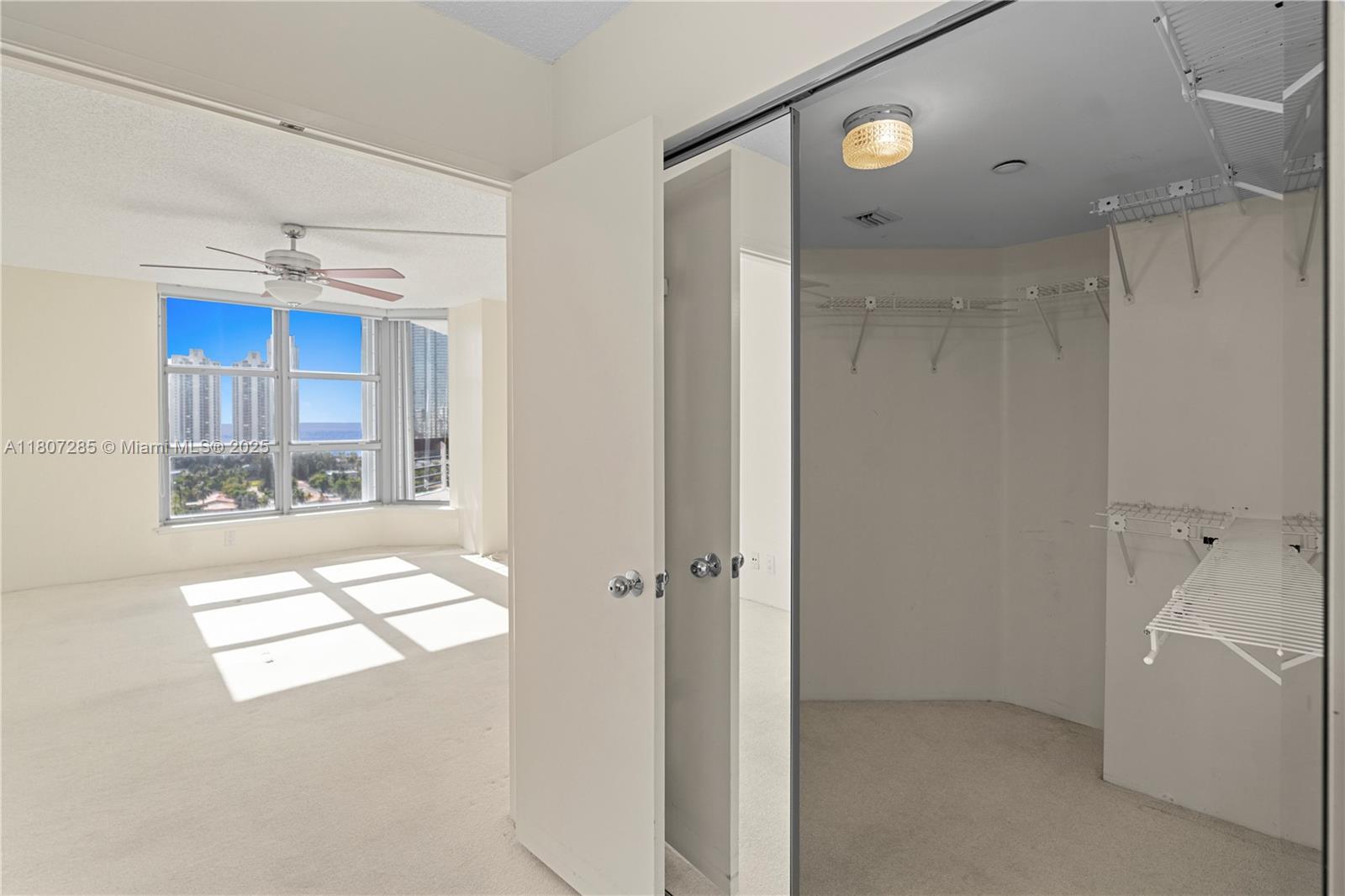 MYSTIC POINTE CONDO NO TW - Residential