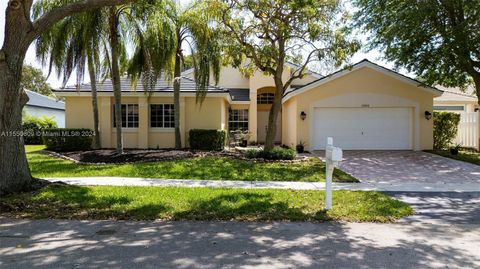 Single Family Residence in Sunrise FL 13080 8th Ct Ct.jpg