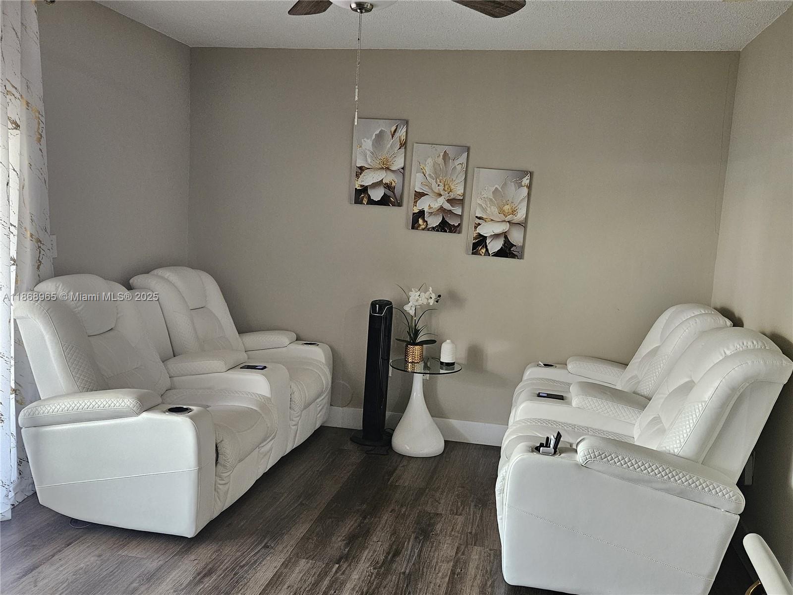 KENDALE LAKES NORTH SEC 9 - Residential