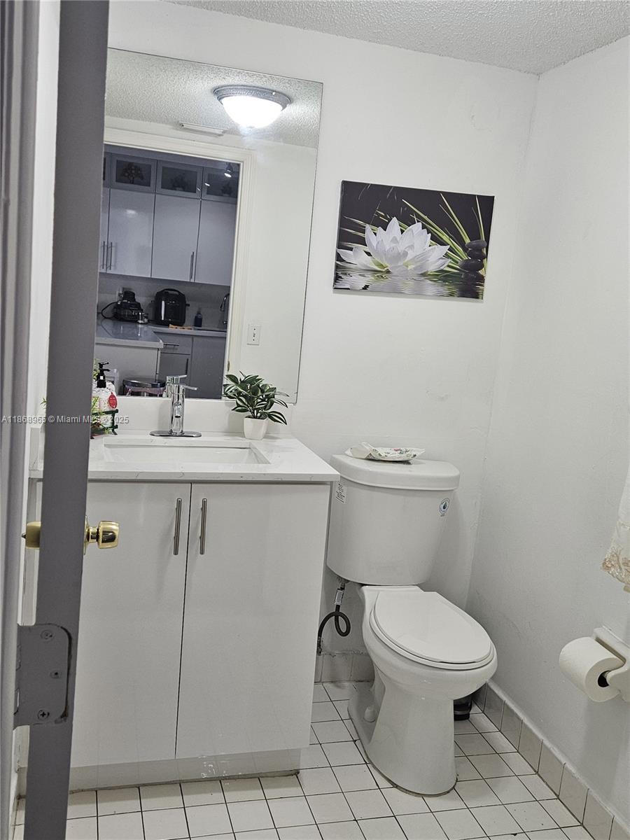 KENDALE LAKES NORTH SEC 9 - Residential