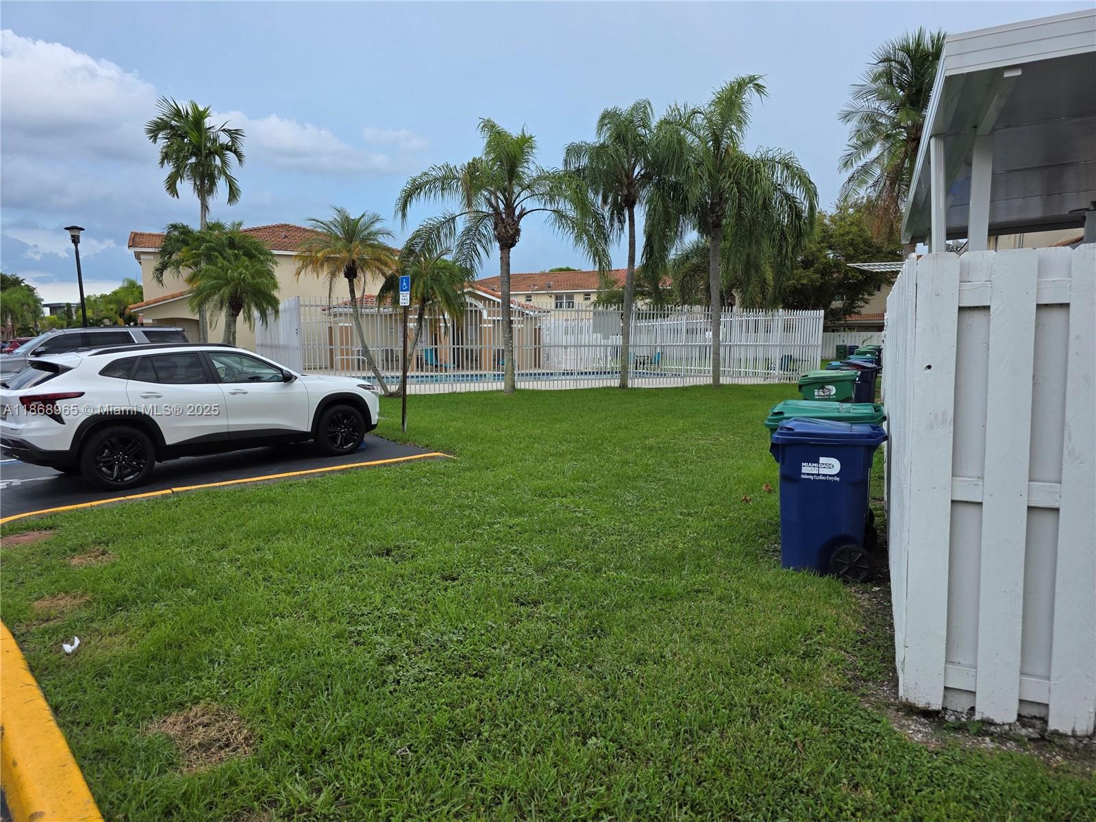 KENDALE LAKES NORTH SEC 9 - Residential