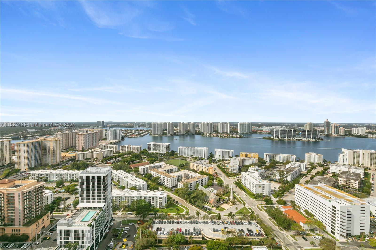 ACQUALINA OCEAN RESIDENCE - Residential