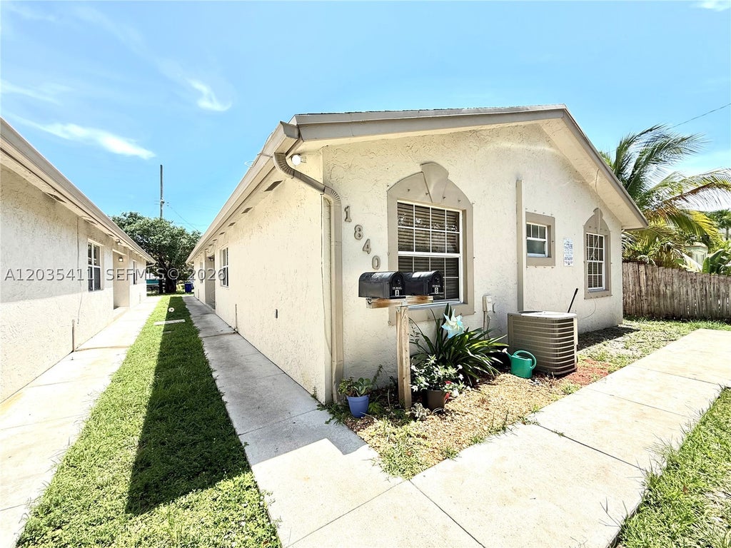 Photo of 1840 Jefferson St #B, Hollywood, FL 33020 (MLS # A12035411)