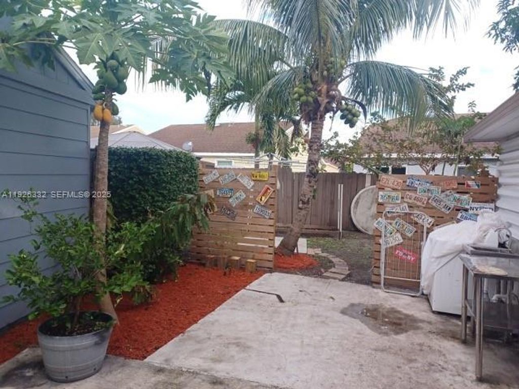 Photo of 22882 Markham Way, Boca Raton, FL 33428 (MLS # A11926332)