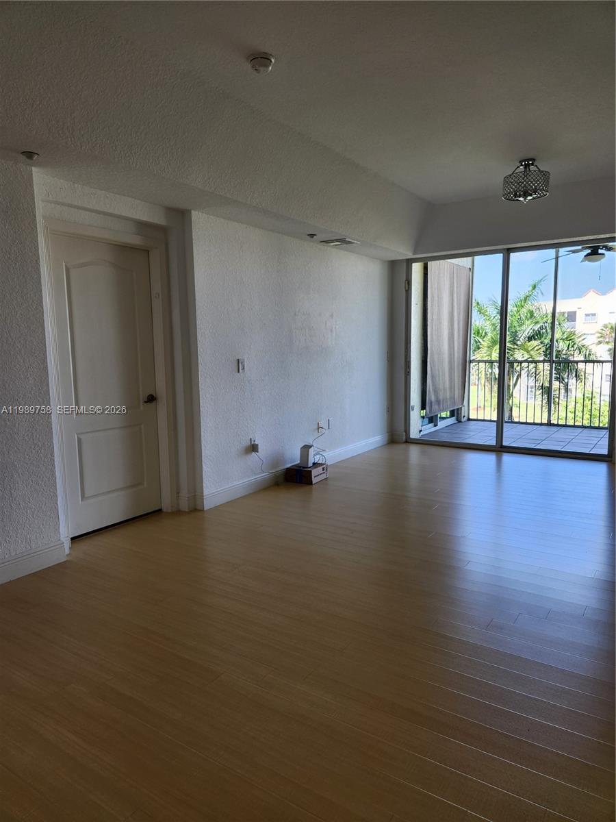 CAPTIVA CONDO E - Residential