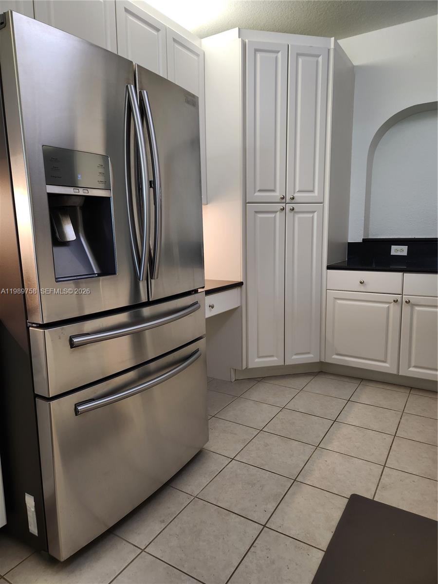 CAPTIVA CONDO E - Residential