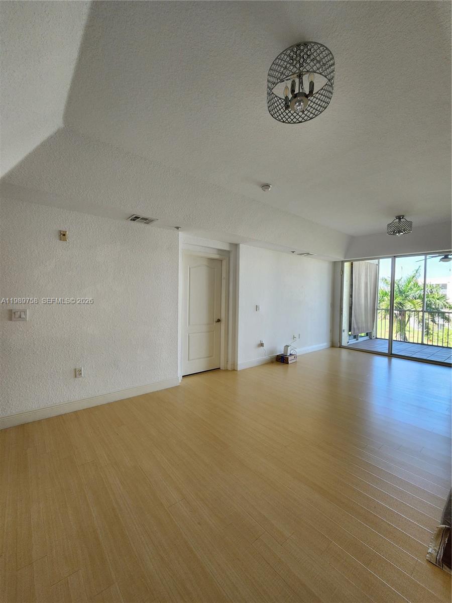 CAPTIVA CONDO E - Residential