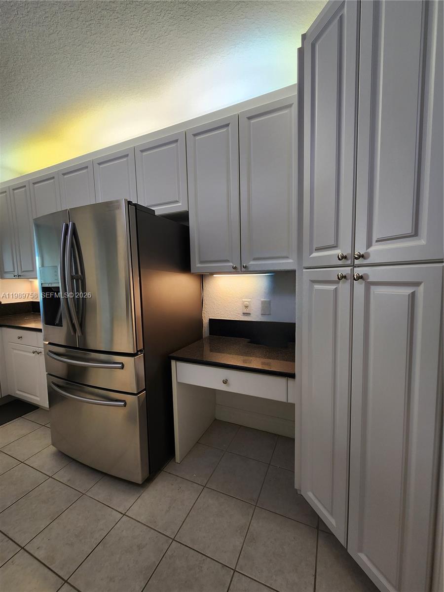 CAPTIVA CONDO E - Residential