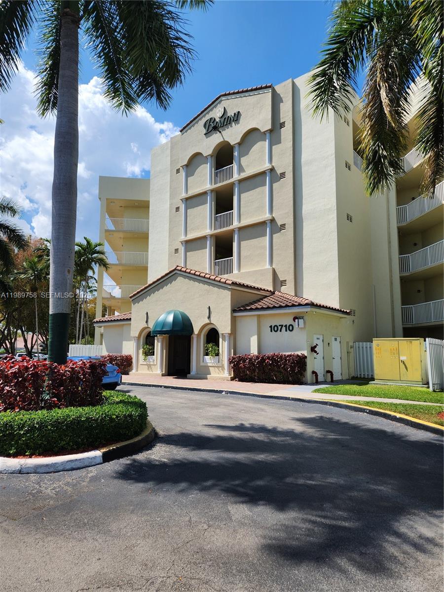 CAPTIVA CONDO E - Residential