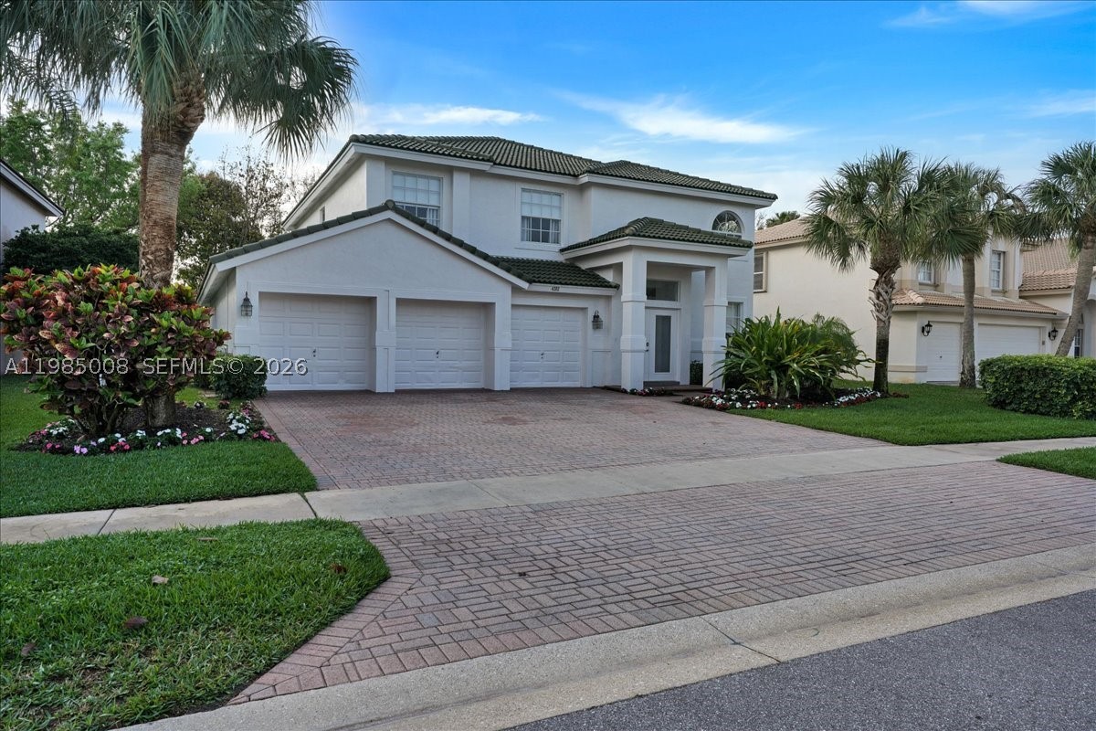 4202 Bahia Isle Cir