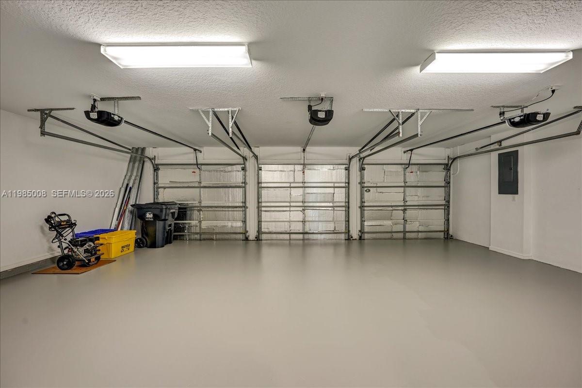 ISLES AT WELLINGTON 1 - Residential