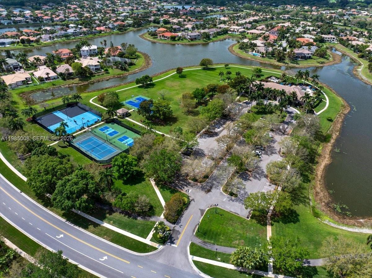 ISLES AT WELLINGTON 1 - Residential