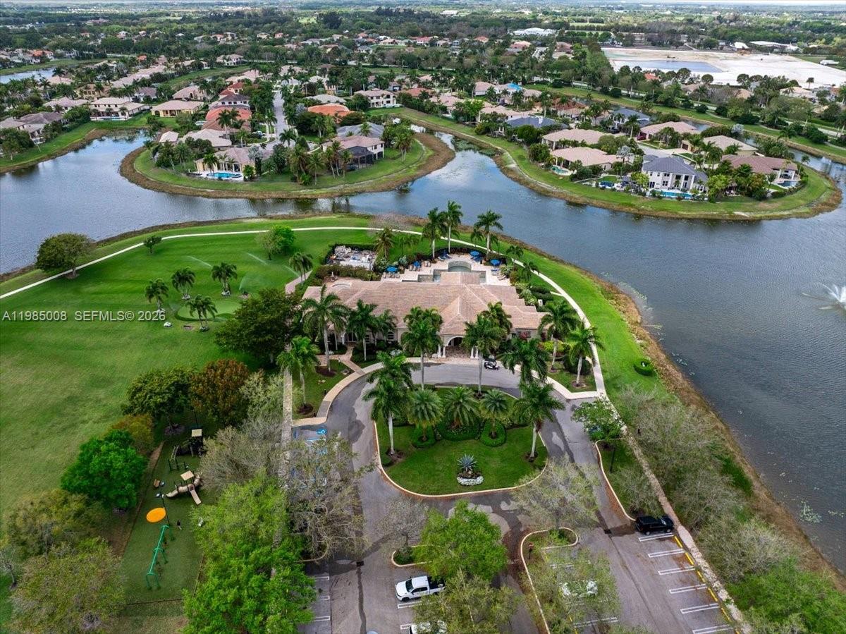 ISLES AT WELLINGTON 1 - Residential