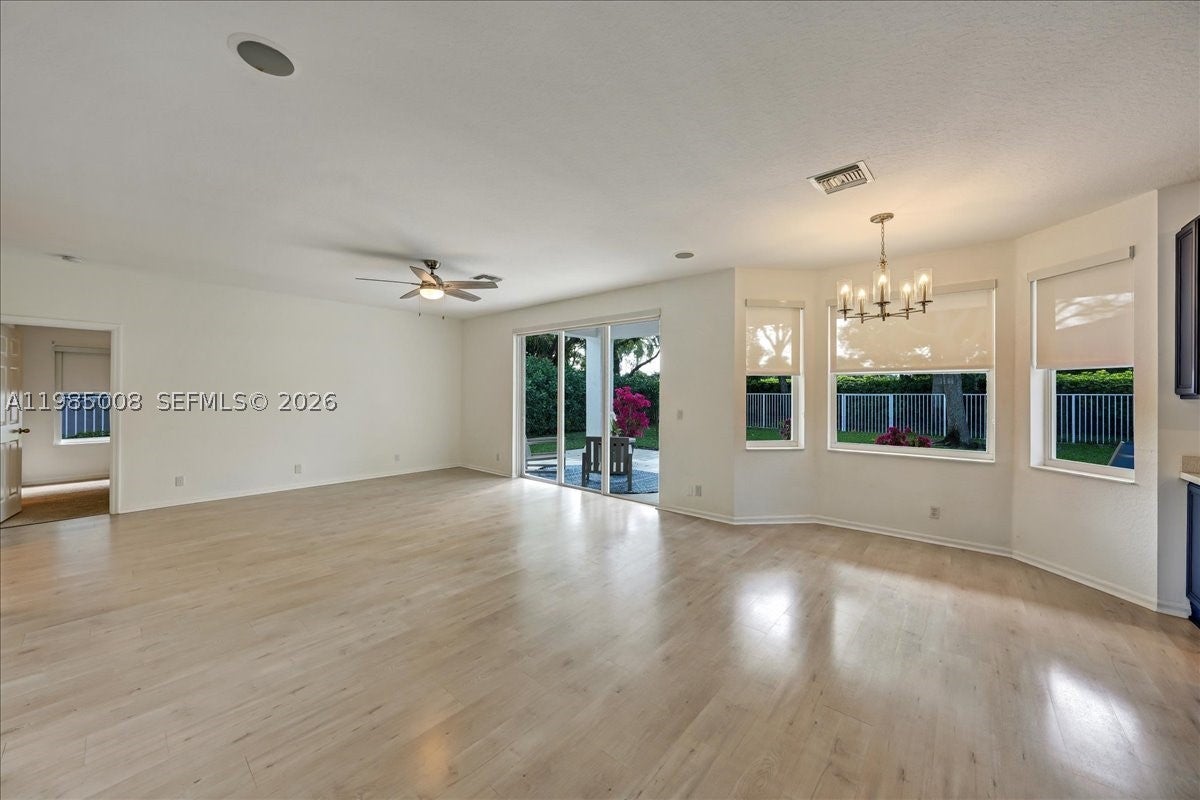 4202 Bahia Isle Cir