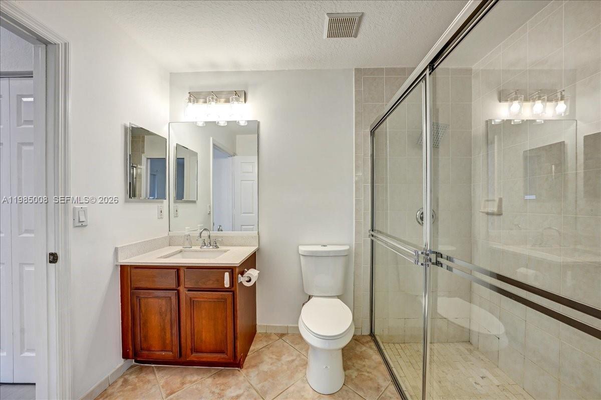 ISLES AT WELLINGTON 1 - Residential