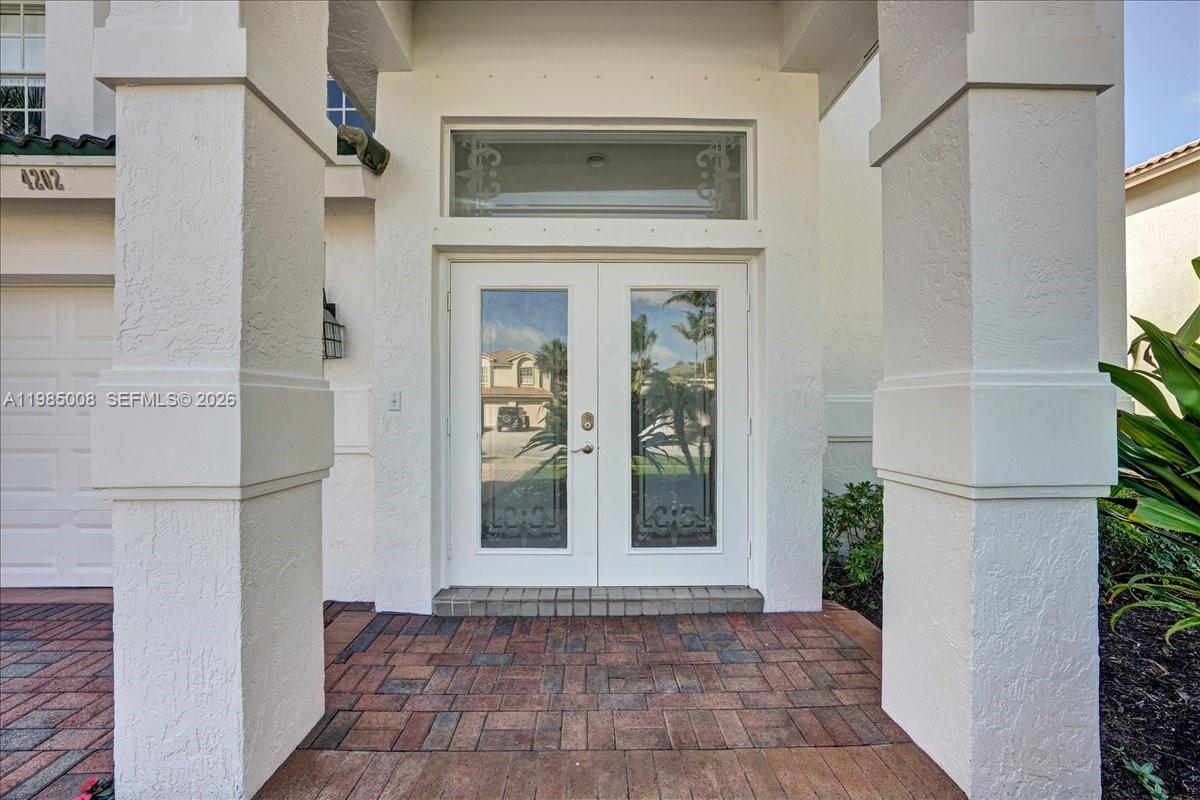 ISLES AT WELLINGTON 1 - Residential