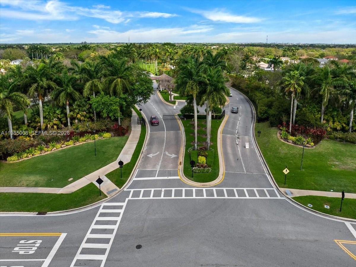 ISLES AT WELLINGTON 1 - Residential