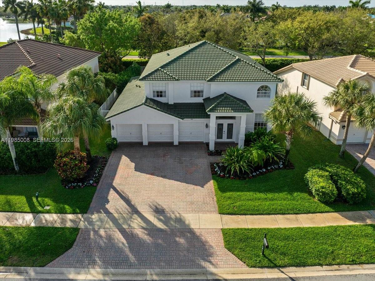 ISLES AT WELLINGTON 1 - Residential