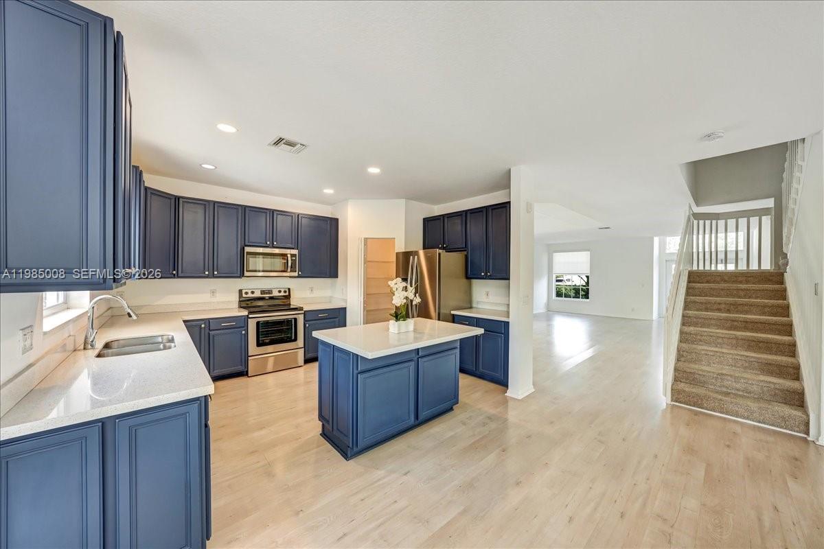 ISLES AT WELLINGTON 1 - Residential