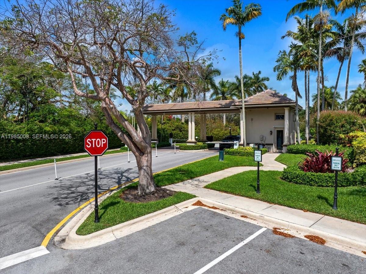 ISLES AT WELLINGTON 1 - Residential