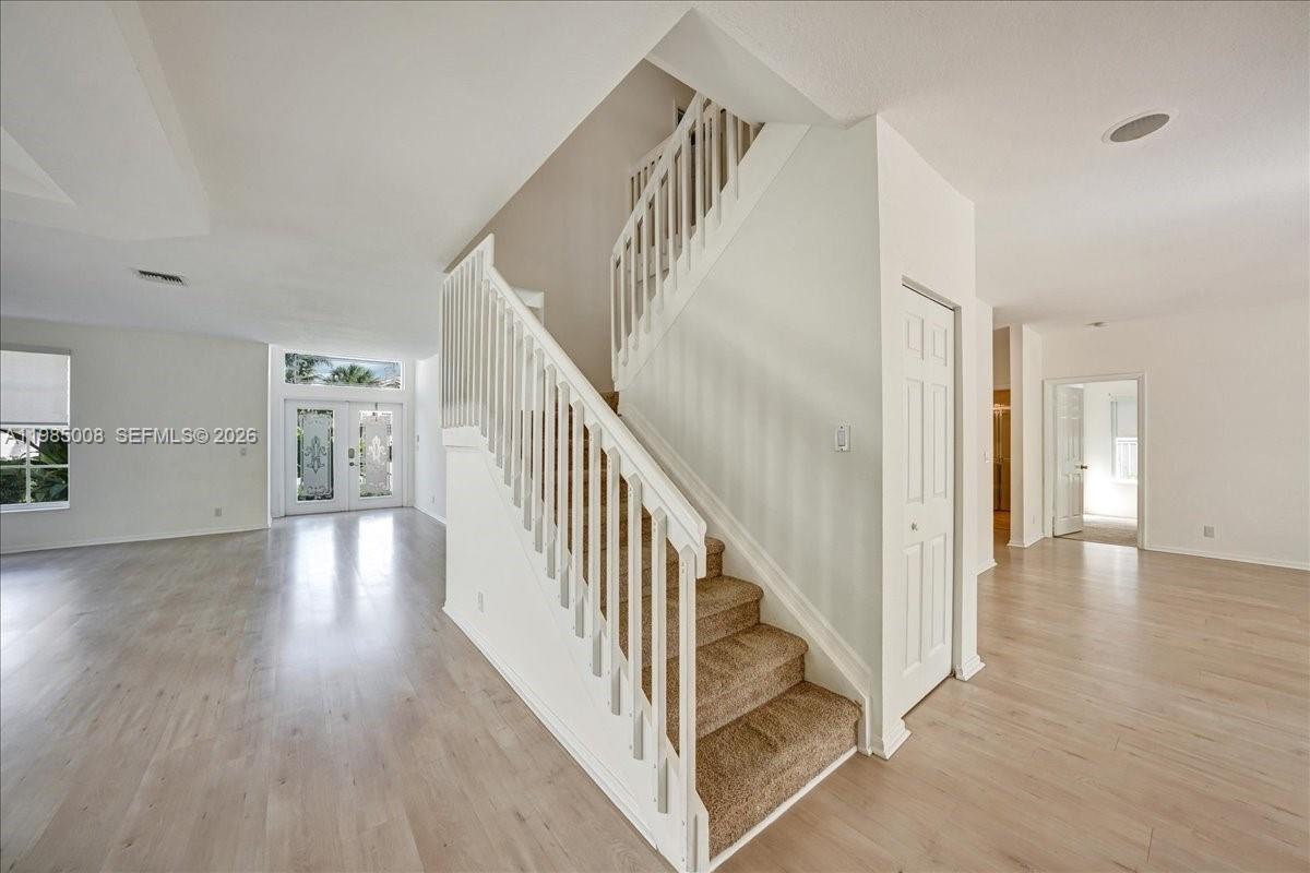 ISLES AT WELLINGTON 1 - Residential