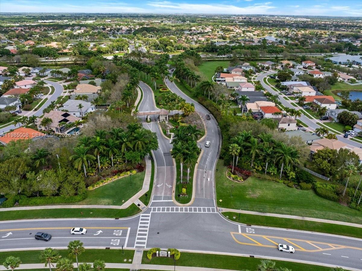 ISLES AT WELLINGTON 1 - Residential