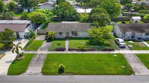 Photo of 345 SW 18th Ave, Homestead, FL 33030 (MLS # A11862998)