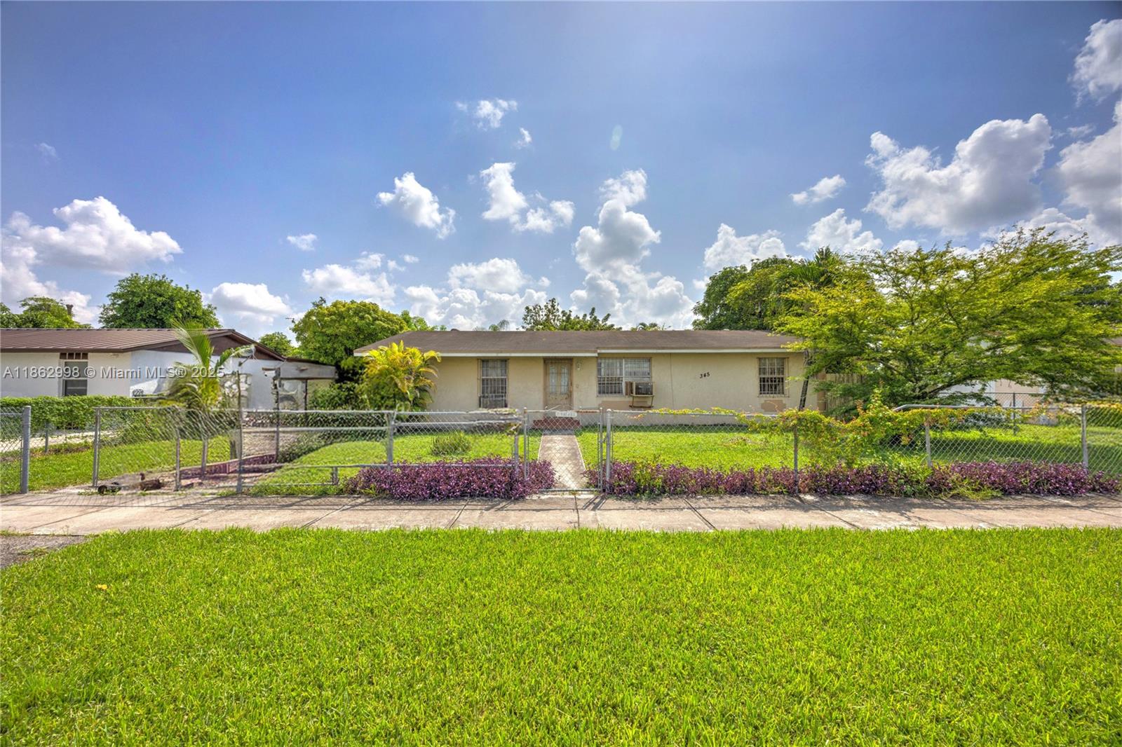 345 SW 18th Ave