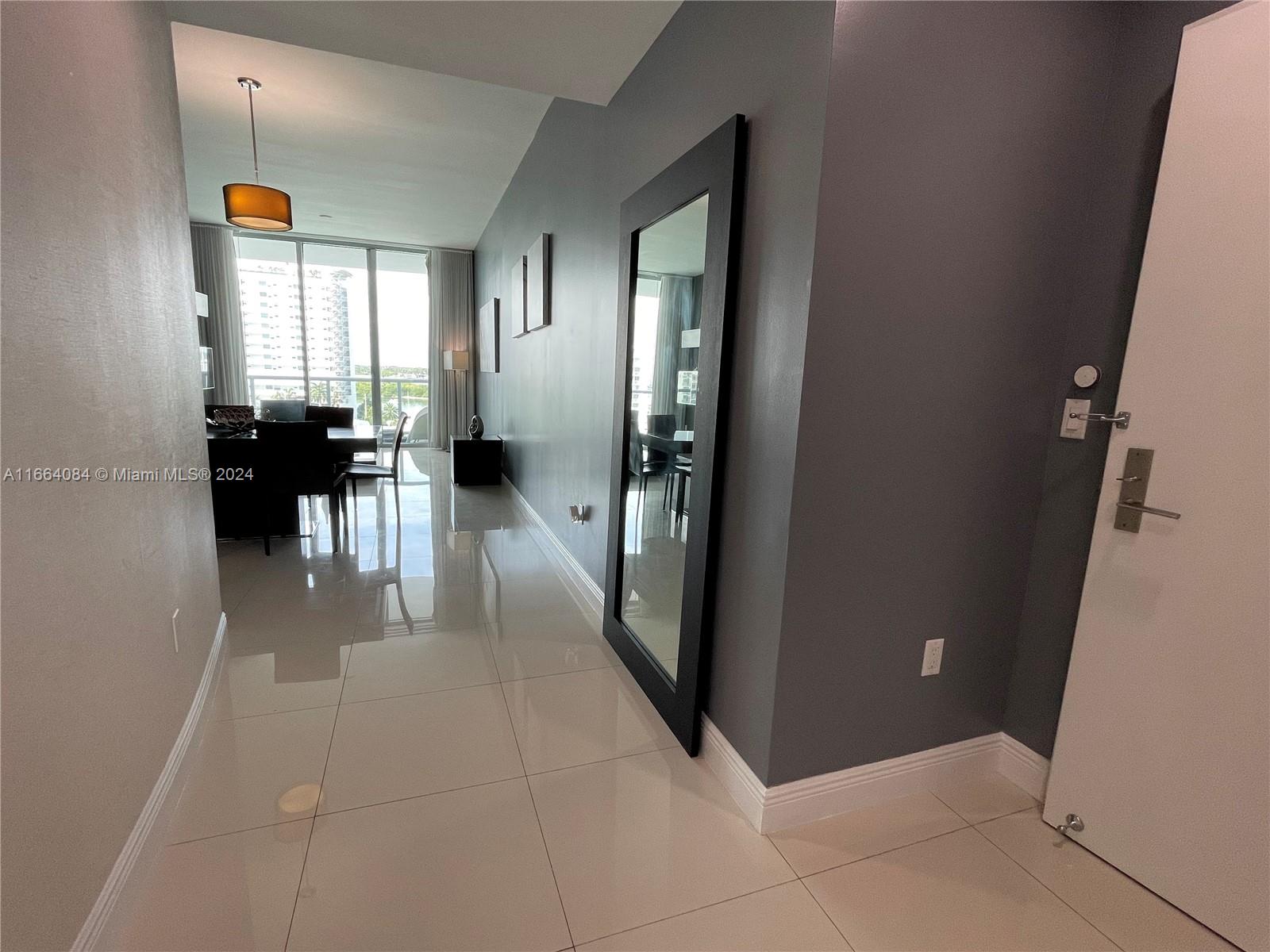 7928 East Dr 805