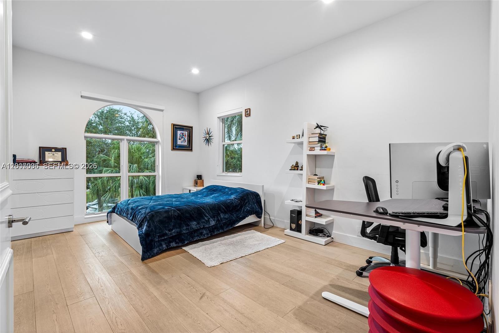 THREE ISLANDS 3RD SECTION - Residential