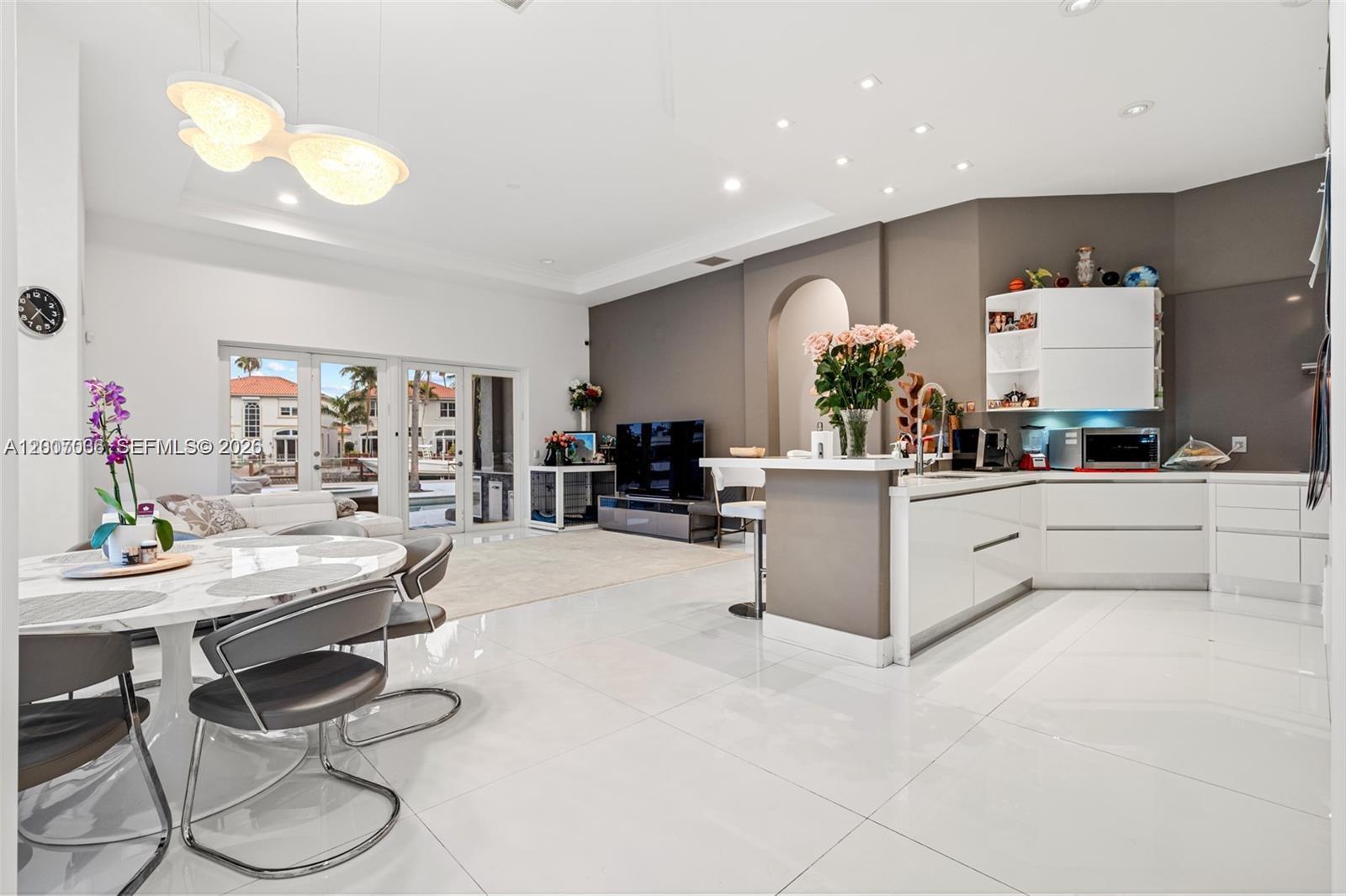 THREE ISLANDS 3RD SECTION - Residential