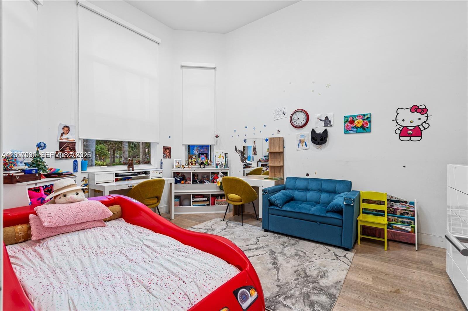 THREE ISLANDS 3RD SECTION - Residential