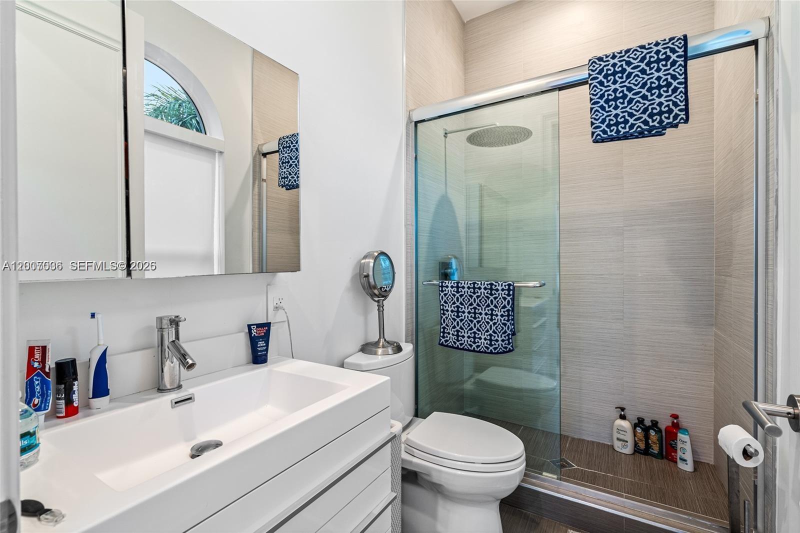 THREE ISLANDS 3RD SECTION - Residential