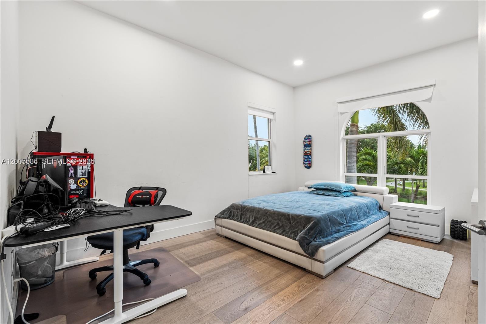 THREE ISLANDS 3RD SECTION - Residential