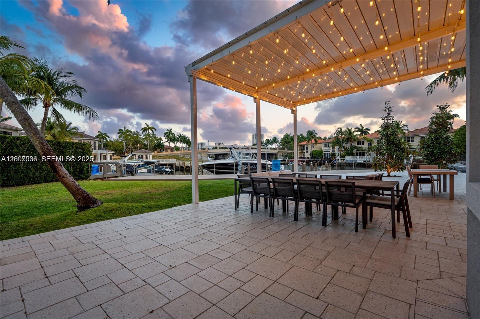 THREE ISLANDS 3RD SECTION - Residential