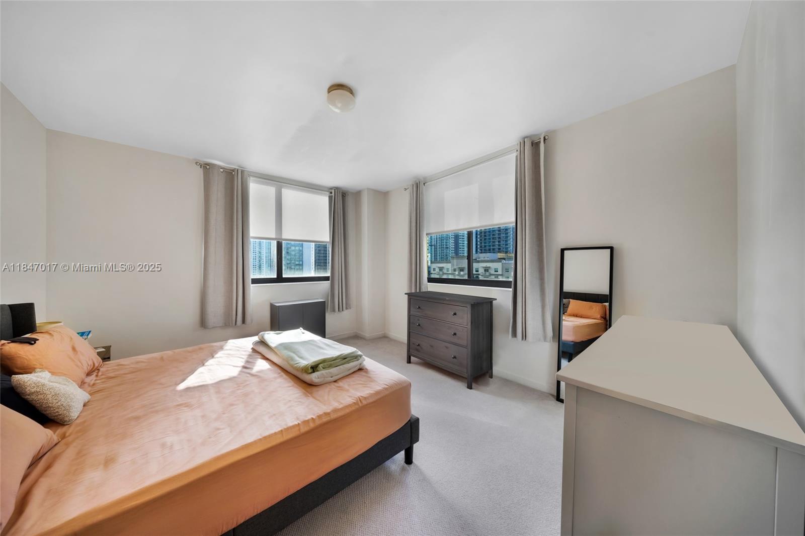 NINE AT MARY BRICKELL - Residential