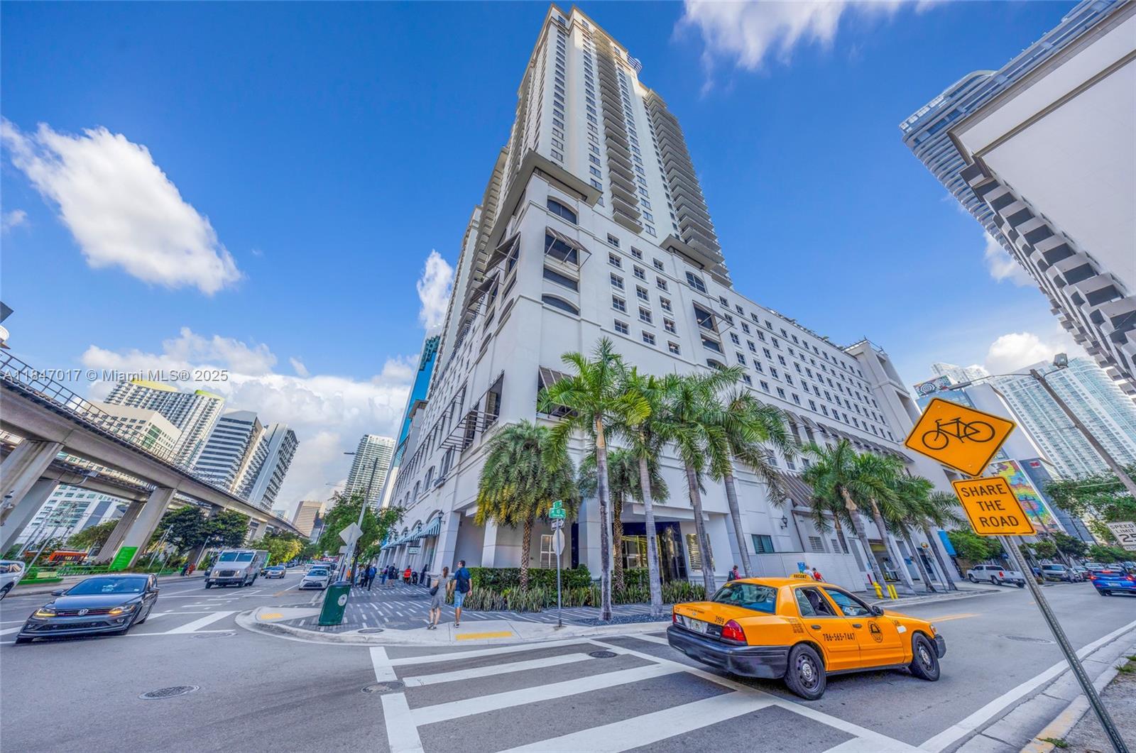 NINE AT MARY BRICKELL - Residential