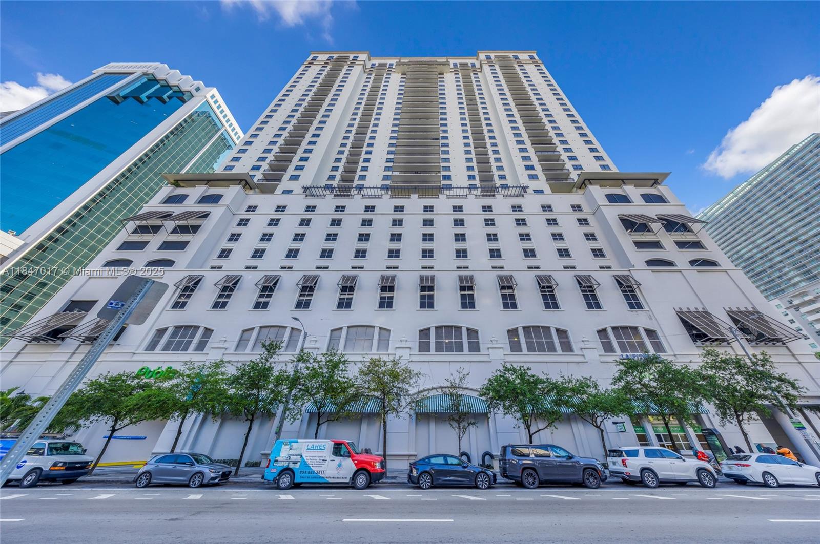 NINE AT MARY BRICKELL - Residential