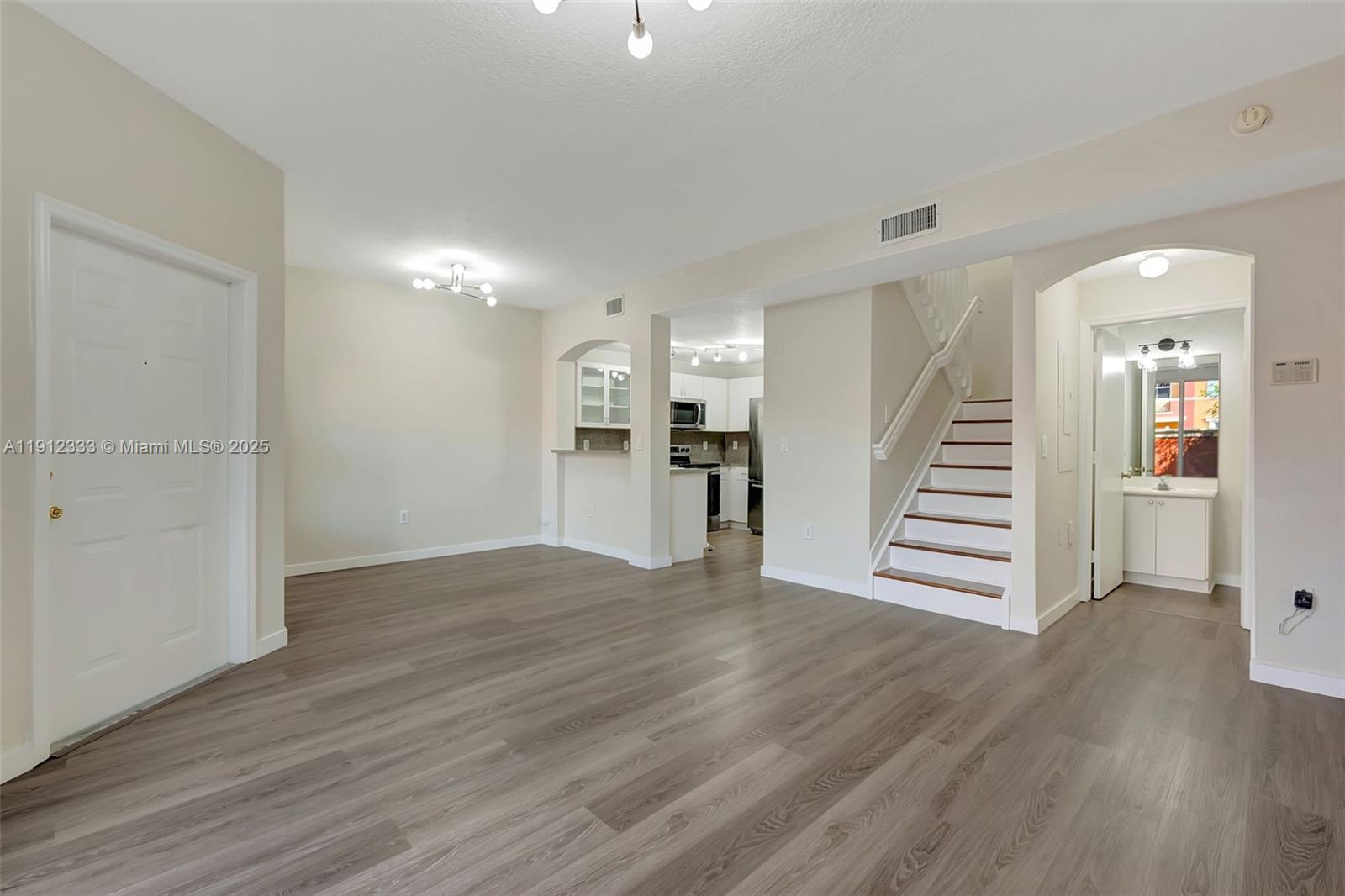 THE GATES AT DORAL ISLES - Residential