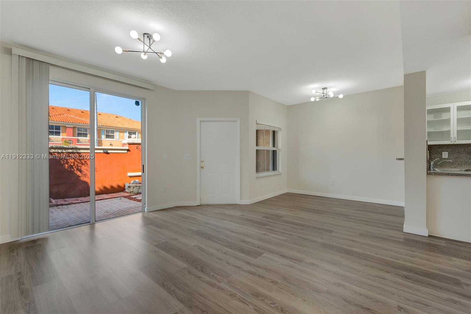 THE GATES AT DORAL ISLES - Residential