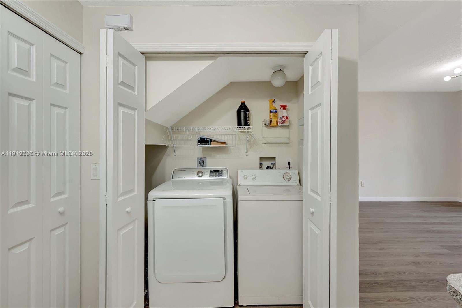 THE GATES AT DORAL ISLES - Residential