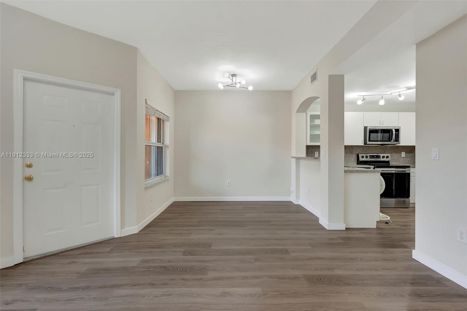 THE GATES AT DORAL ISLES - Residential