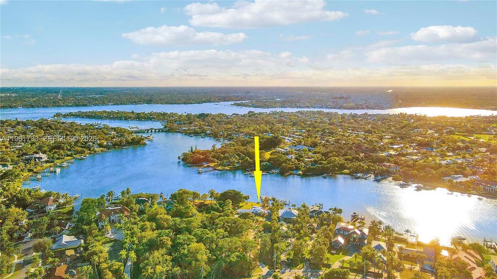 Photo of 19655 Riverside Dr, Jupiter, FL 33469 (MLS # A11961733)