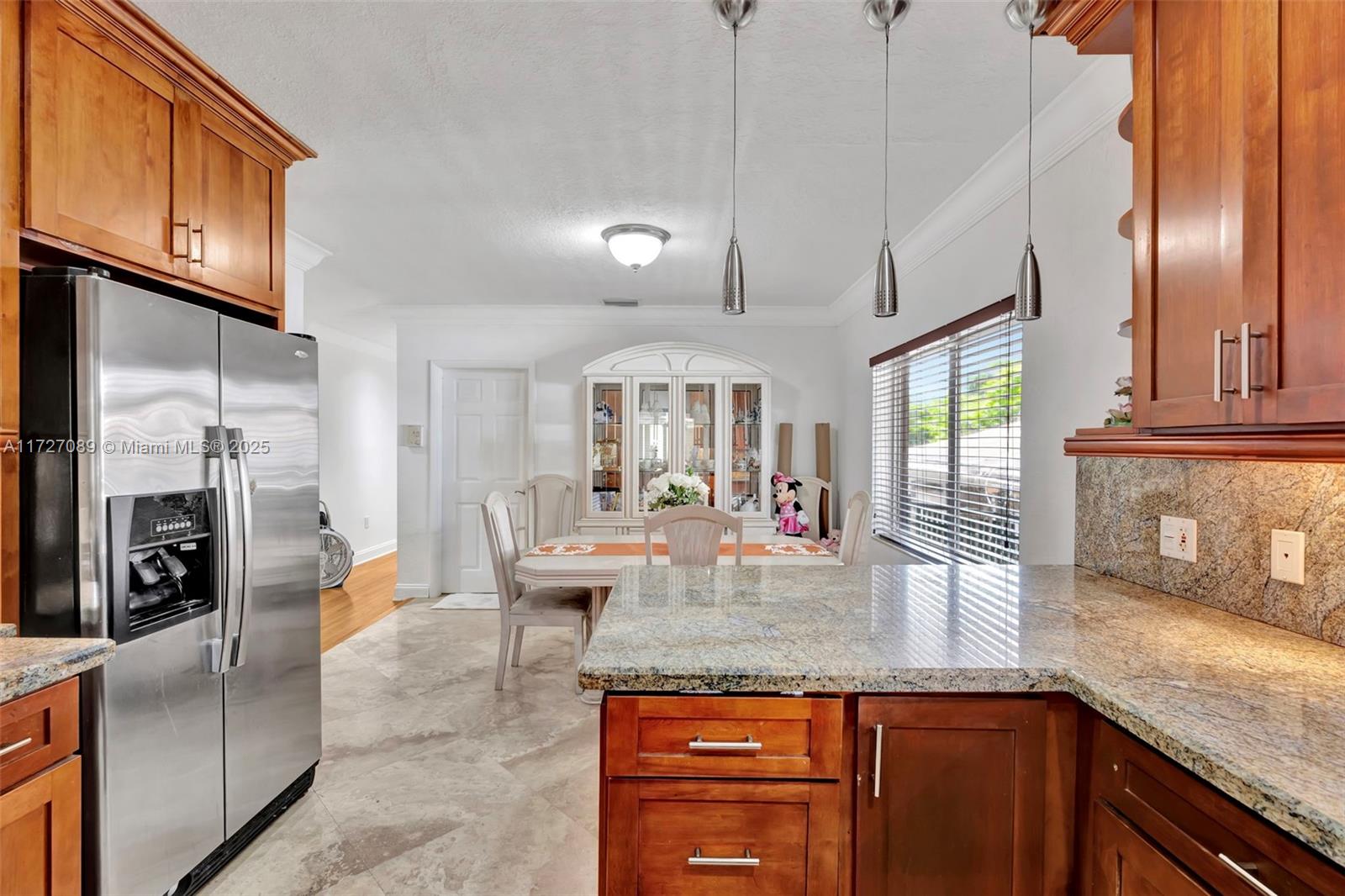 AMND MIAMI SUBURBAN ACRES - Residential