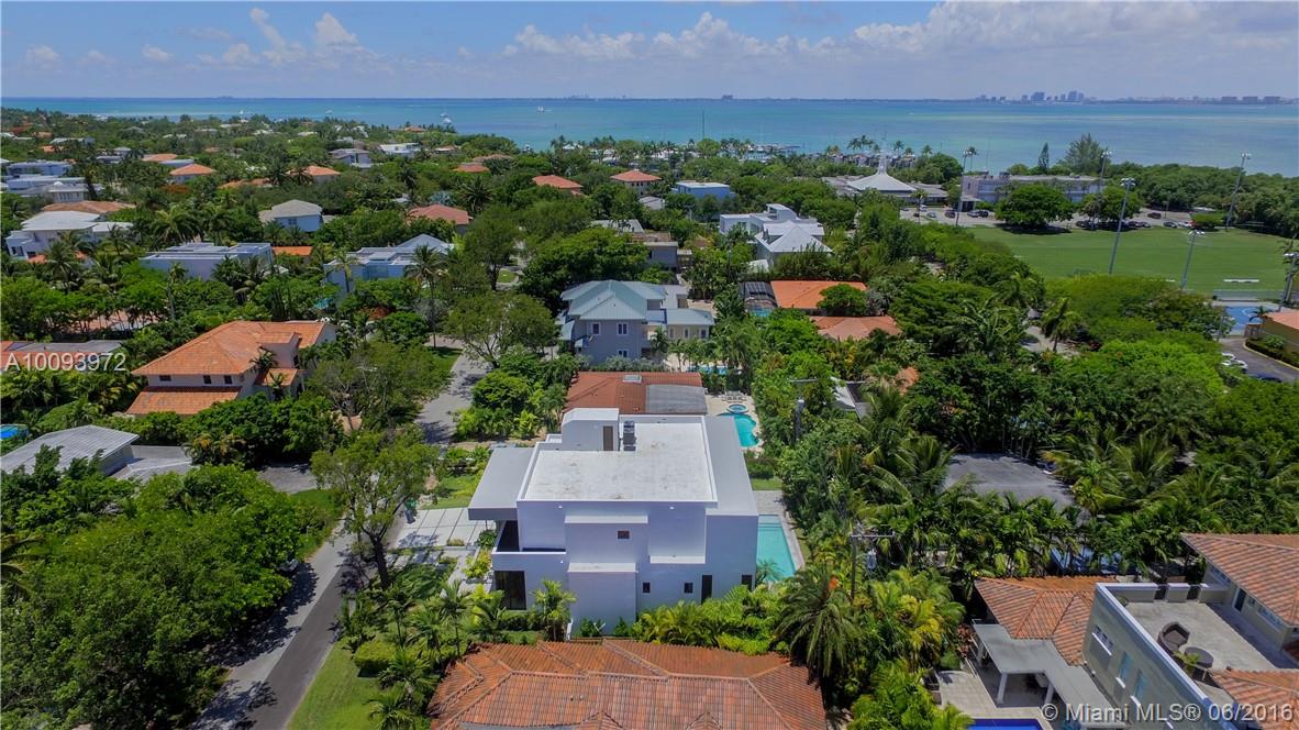 Tropical Isle Homes - Residential