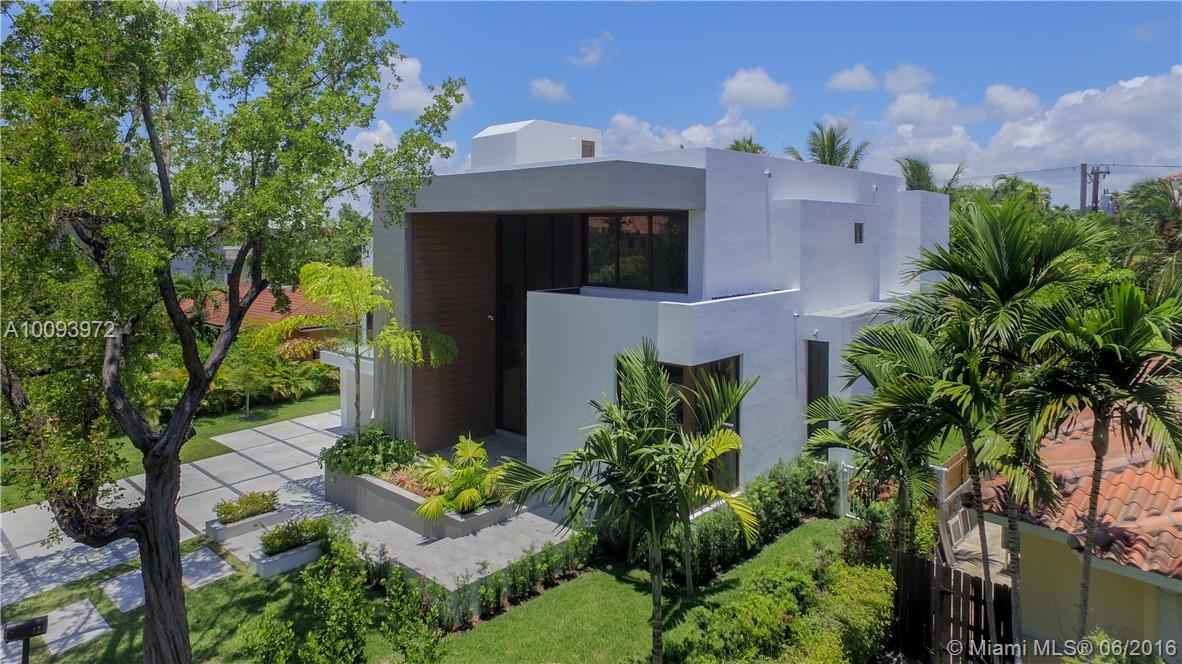 Tropical Isle Homes - Residential