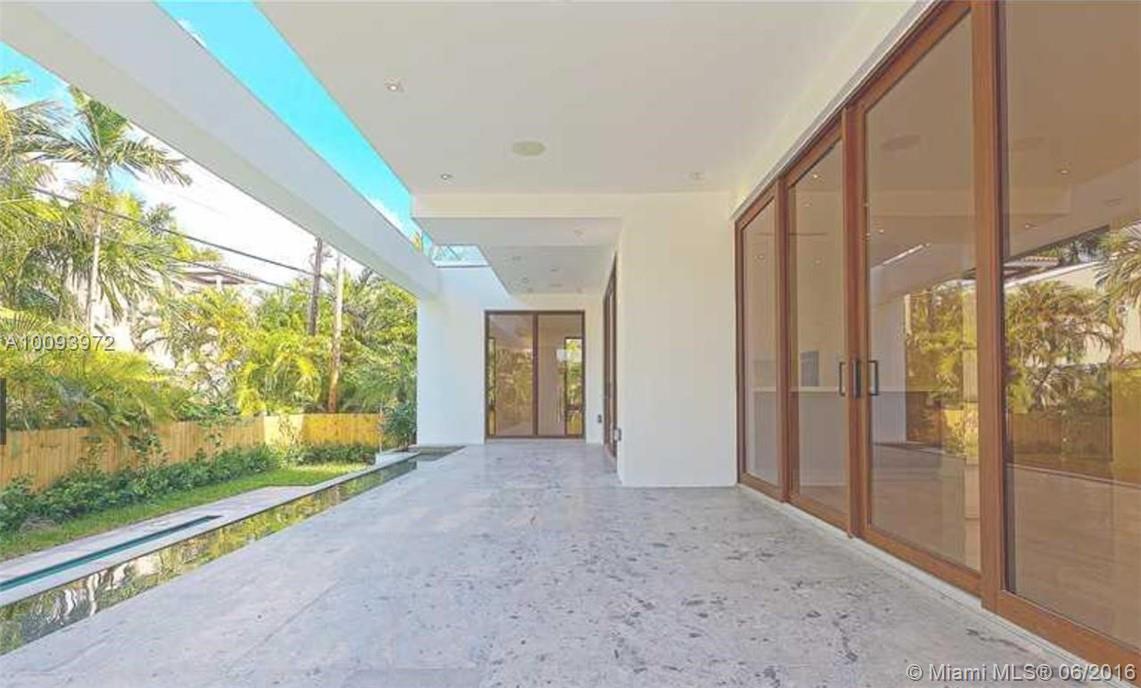 Tropical Isle Homes - Residential