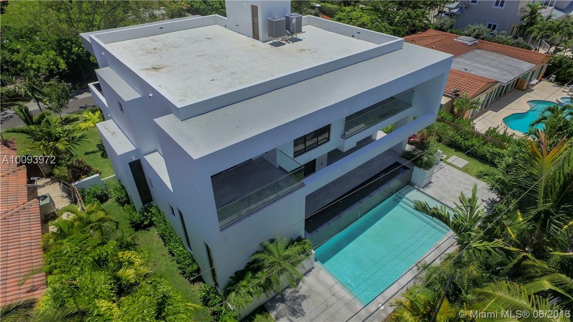 Tropical Isle Homes - Residential