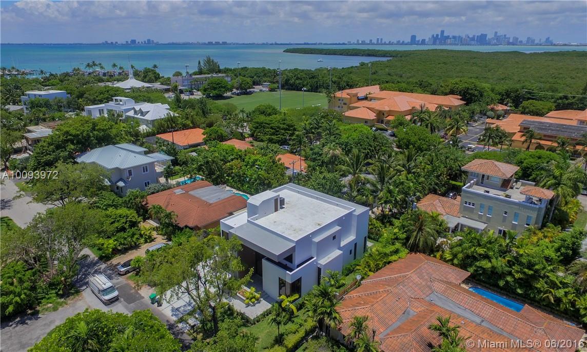 Tropical Isle Homes - Residential