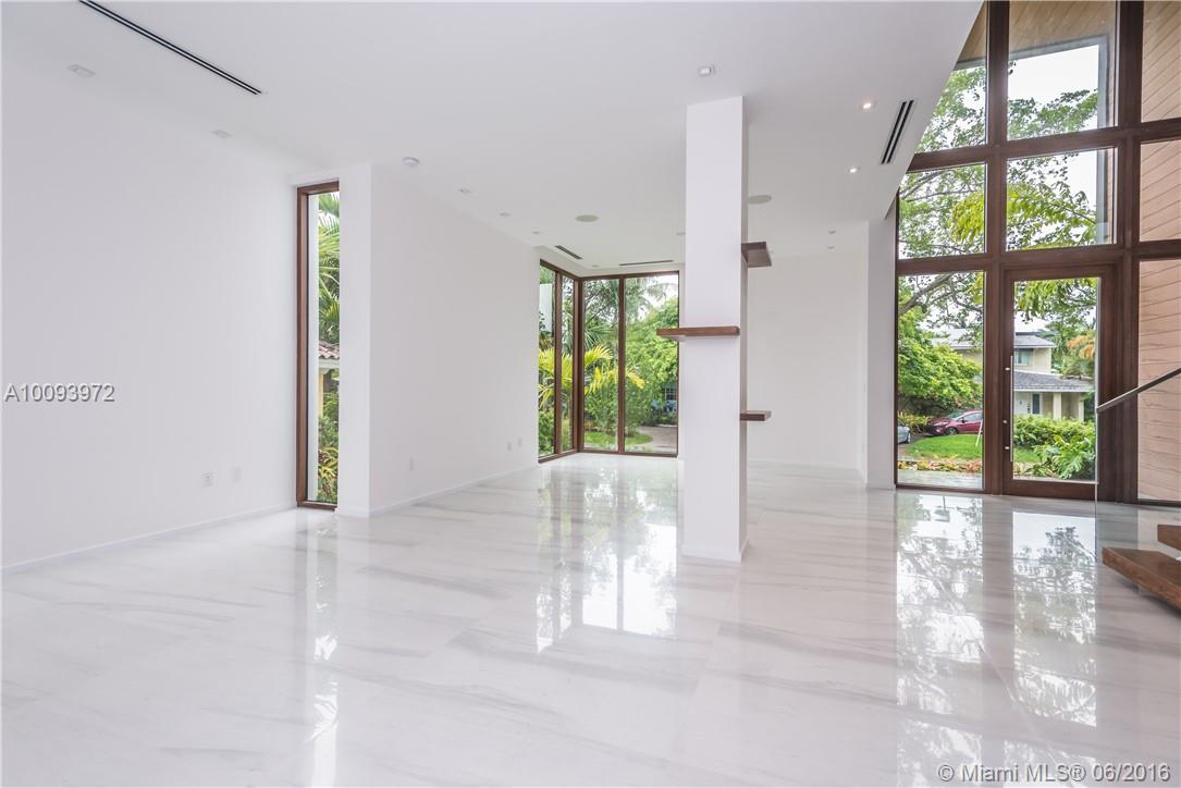 Tropical Isle Homes - Residential